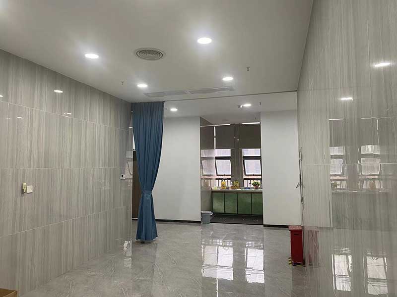 西尔曼研发办公区走廊